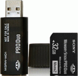 Sony 32 GB Memory Stick PRO Duo with USB adapter -  1